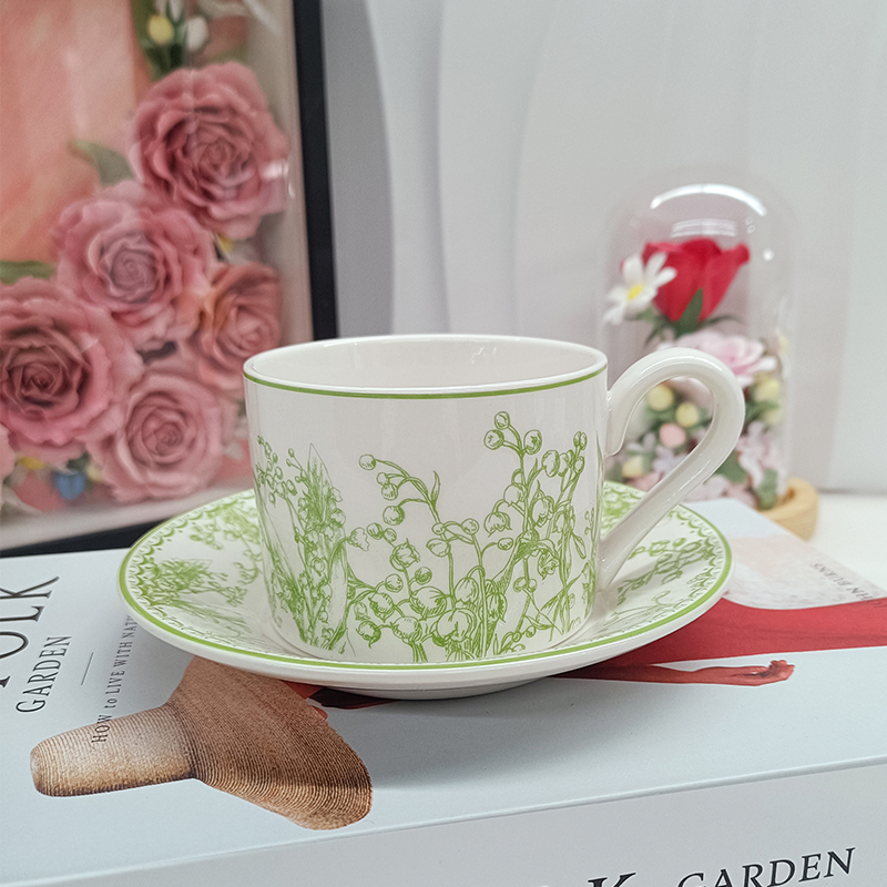 Vintage Green Lily of the Vall - Valley Tea And Coffee 评论和价格