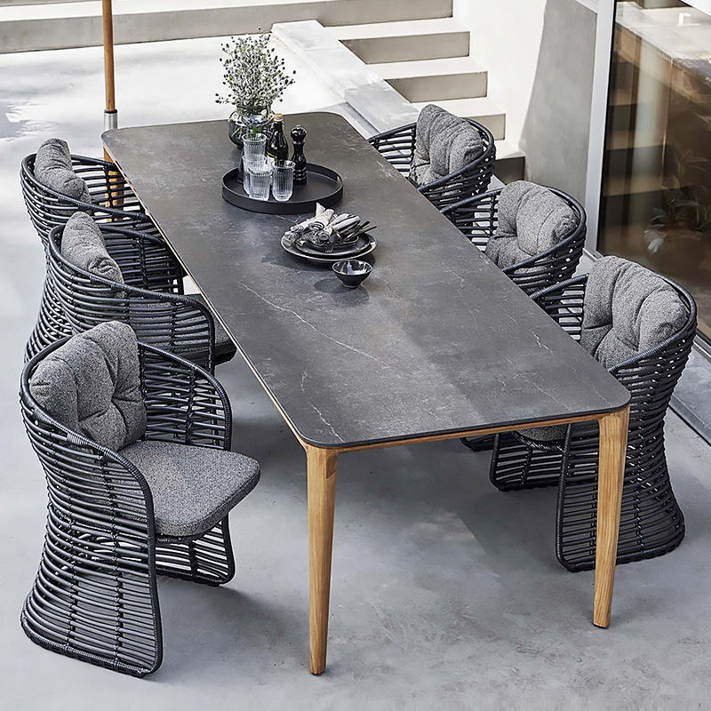 Tables And Chairs Courtyard, O - Coffee Tea Garden 评论和价格